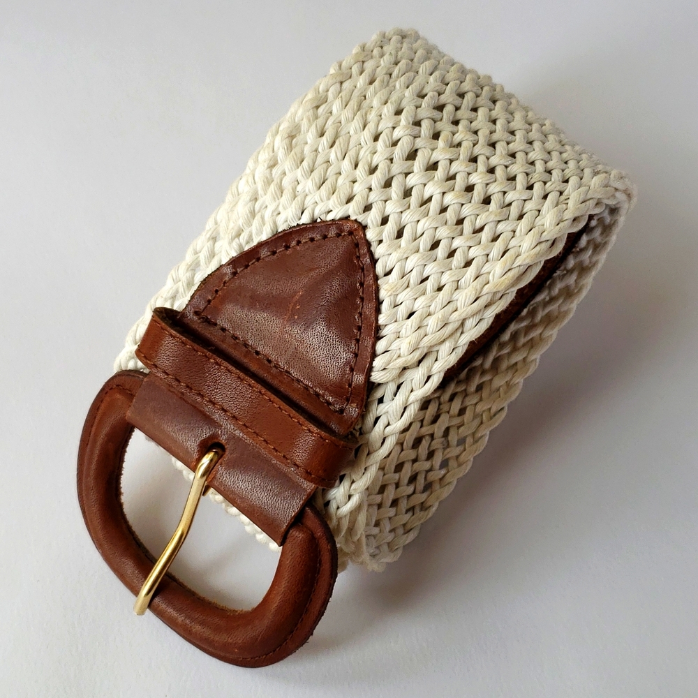 Vintage NEW straw and leather beautiful BELT  (only a bundle of 3 or more)